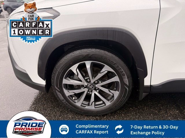 Used 2022 Off-white Toyota XLE image 14