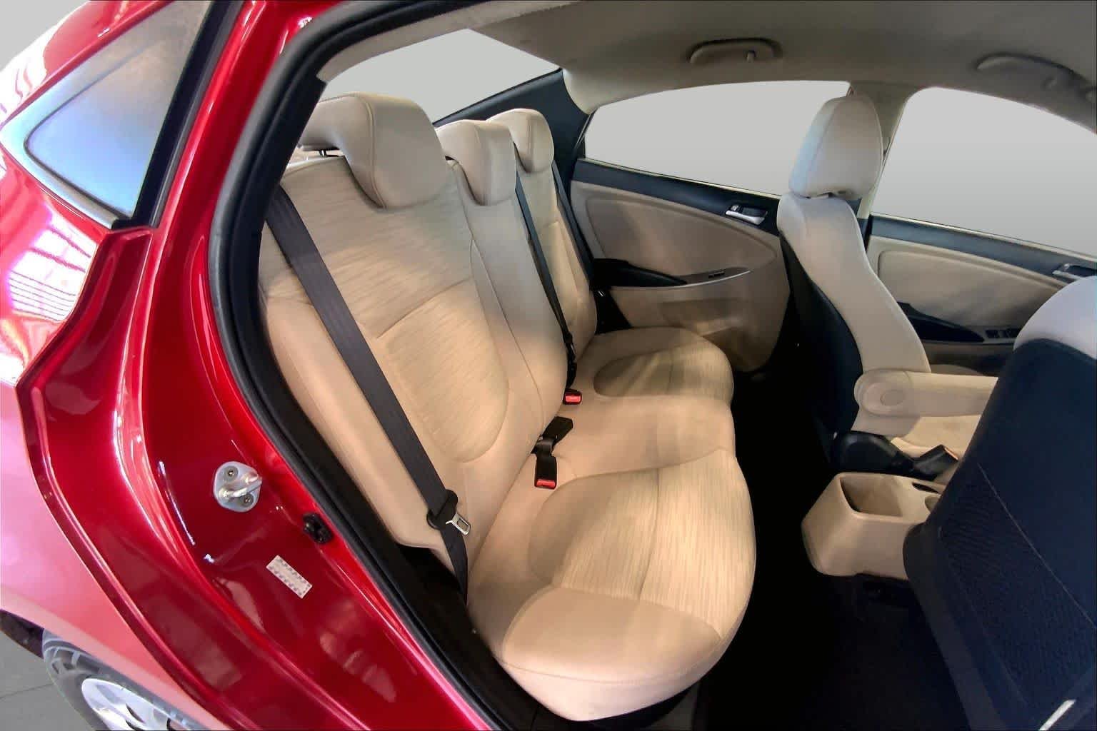 Used 2016 Boston Red Metallic Hyundai SE image 20