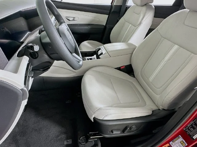 New 2026 White Hyundai SEL image 9