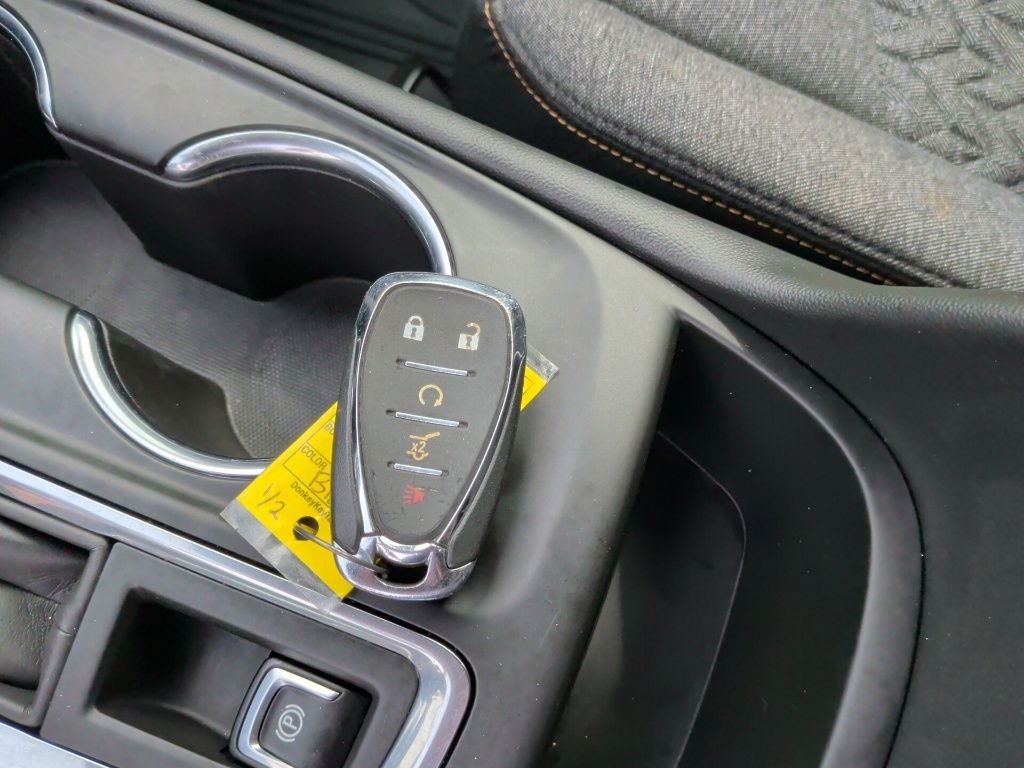 Used 2022 Black Chevrolet LT image 48
