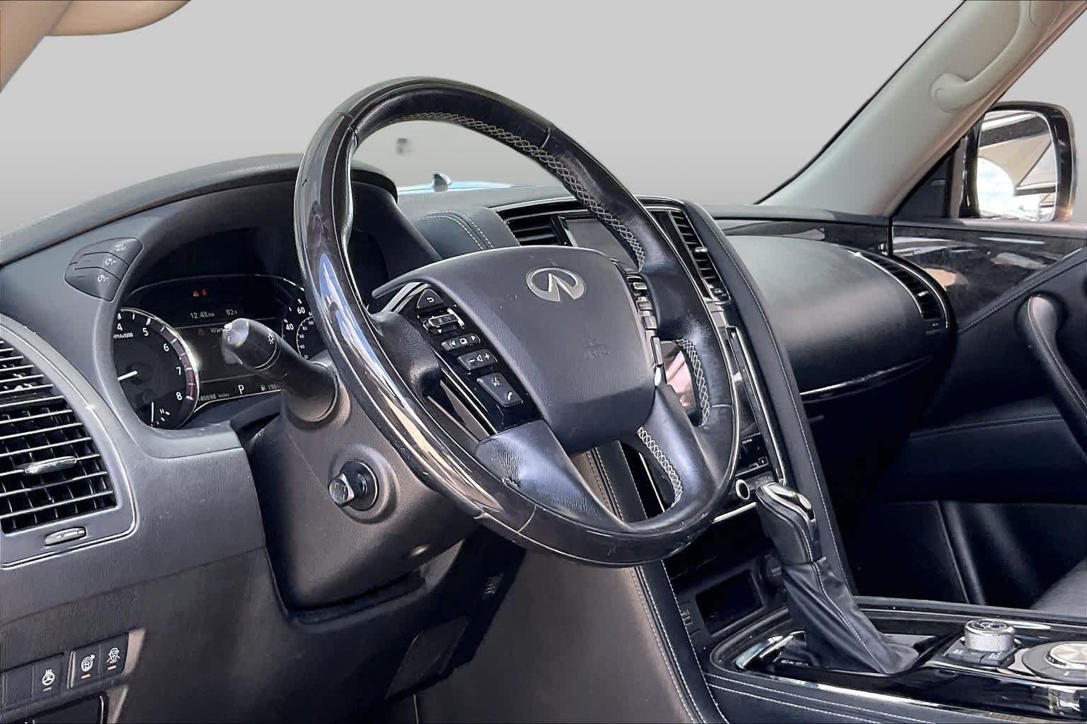 Used 2020 Graphite Shadow INFINITI LUXE image 17