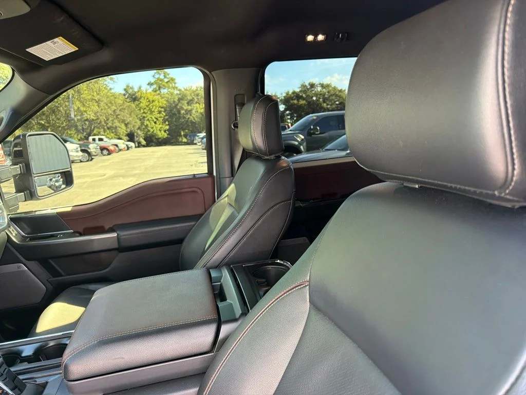 Used 2023 Avalanche Ford Lariat image 10