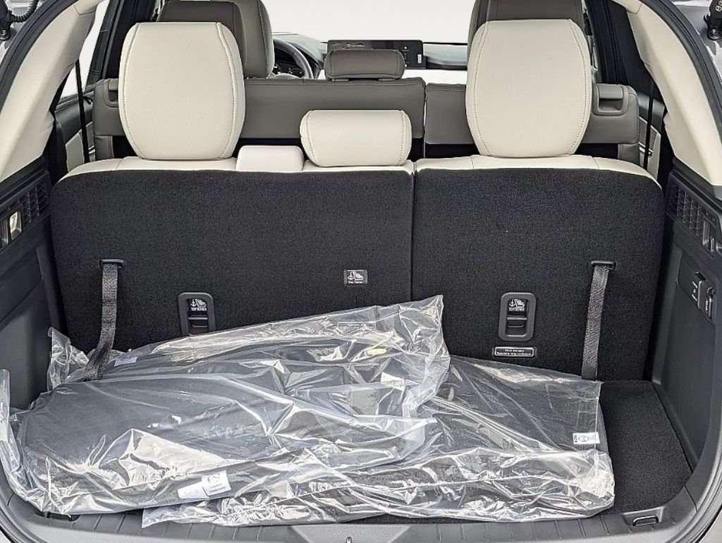 2026 Mazda CX-90 Premium Plus Package - Photo 16