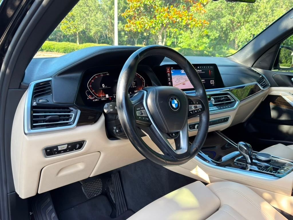 Used 2020 Black BMW xDrive40i image 11