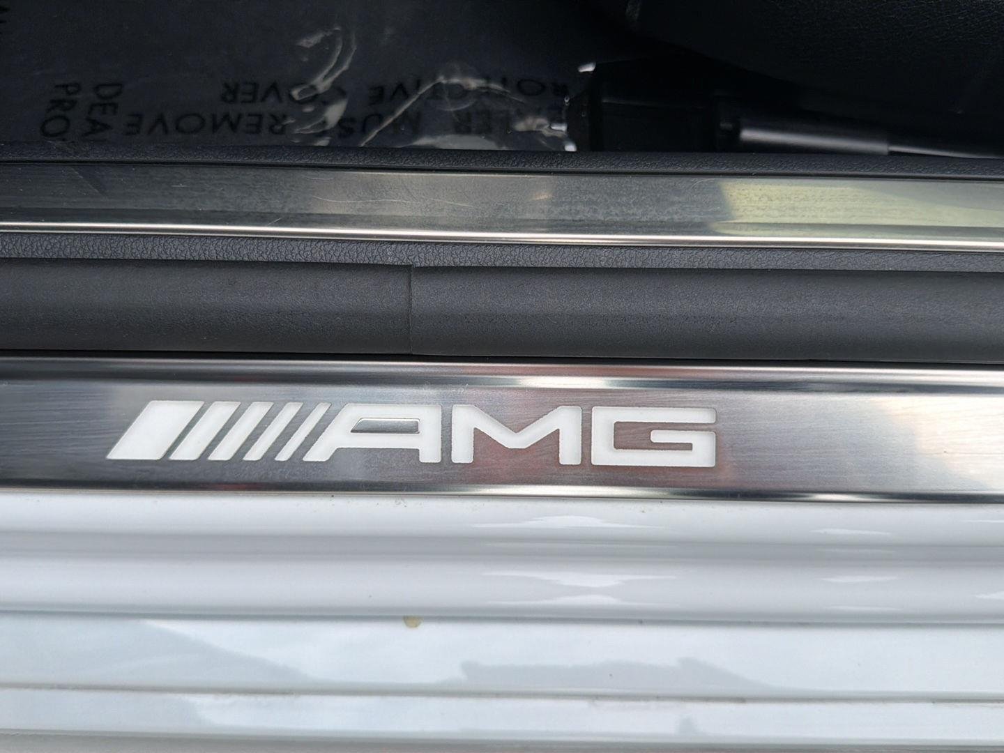 Used 2024 MANUFAKTUR Moonlight White Metallic Mercedes-Benz AMG® S 63 E image 30
