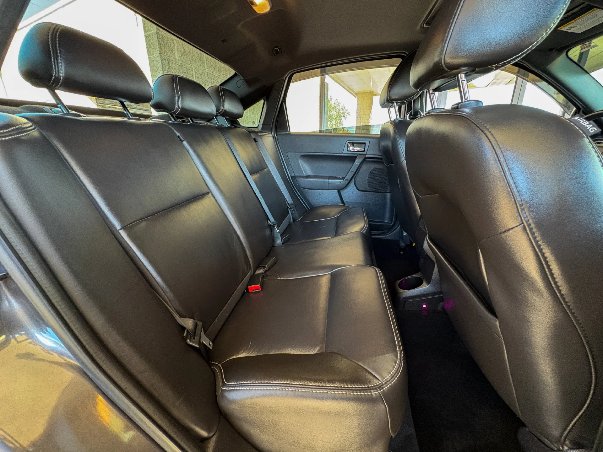 Used 2010 Gray Ford SEL image 19