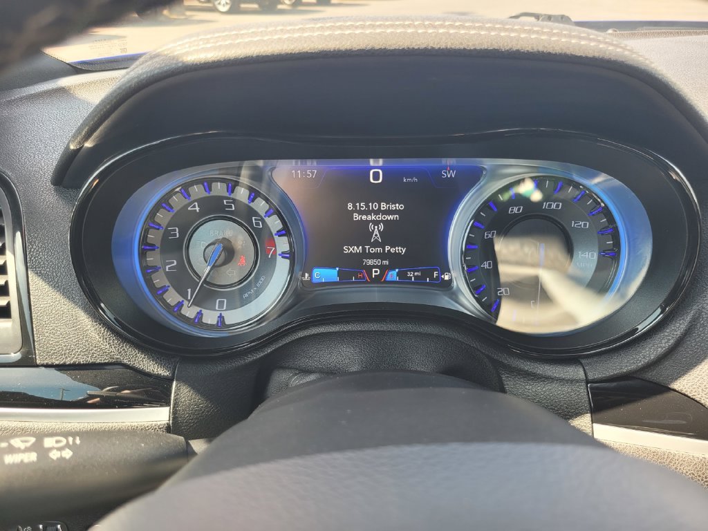 2018 Chrysler 300 S - Photo 22