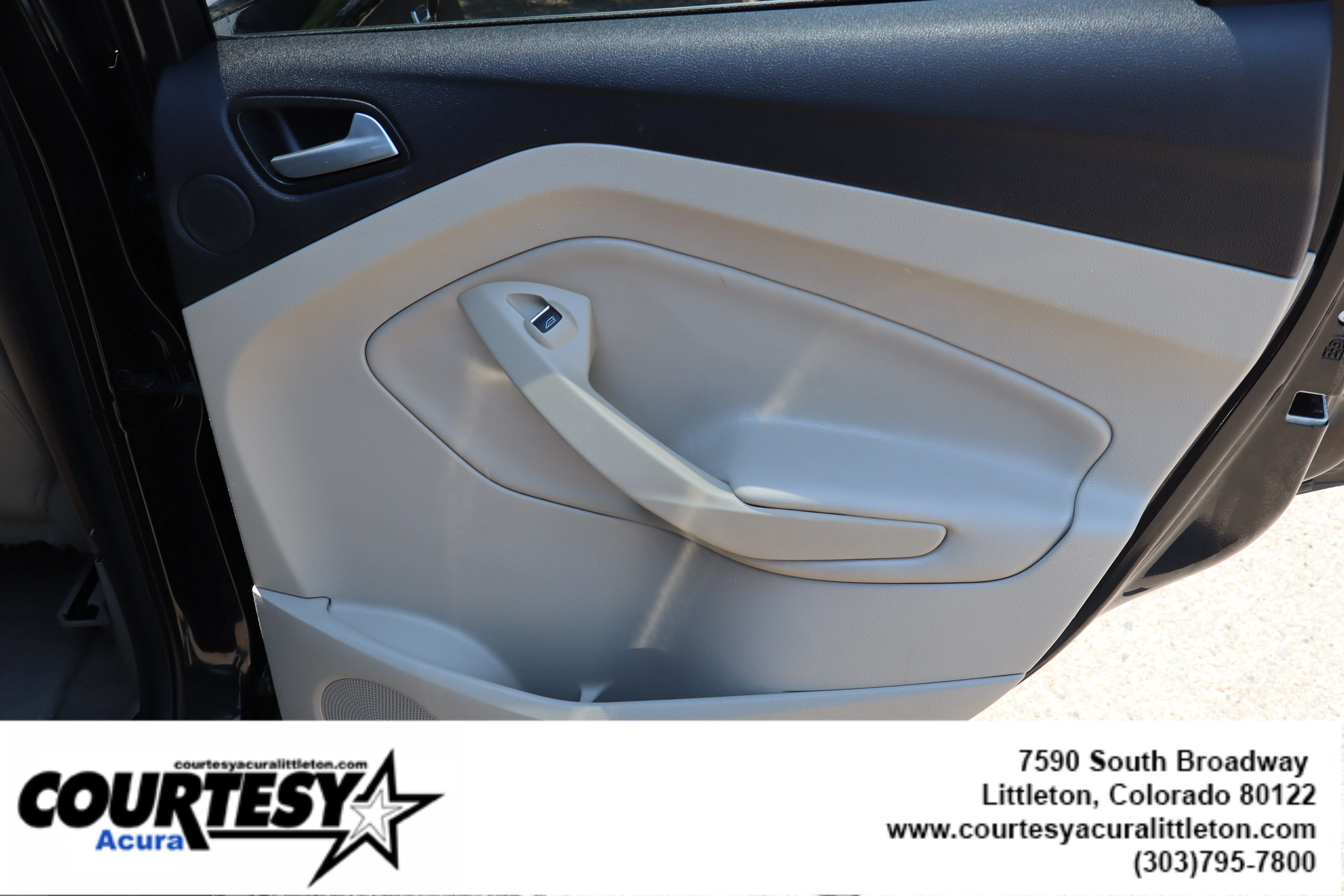 Used 2014 Black Ford Titanium image 30