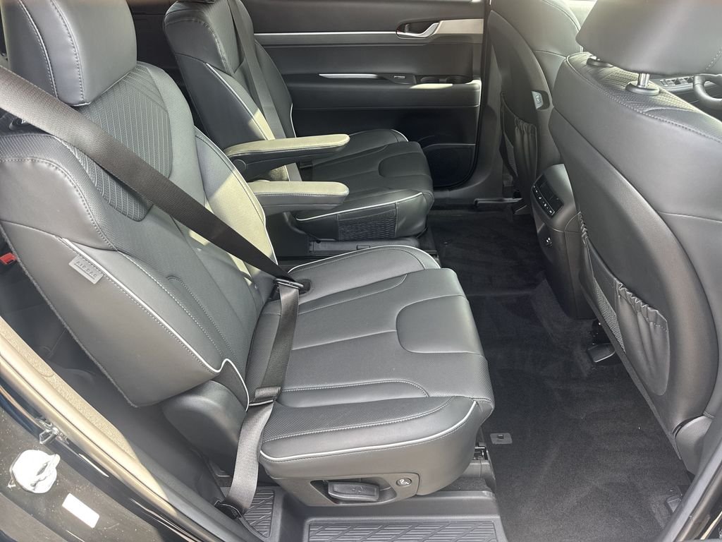 Used 2025 Black Hyundai XRT image 15
