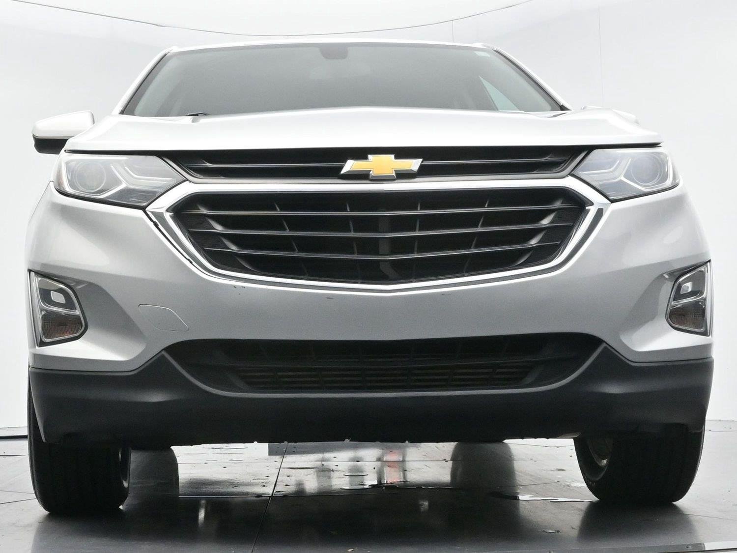 Used 2018 Silver Ice Metallic Chevrolet LT image 43