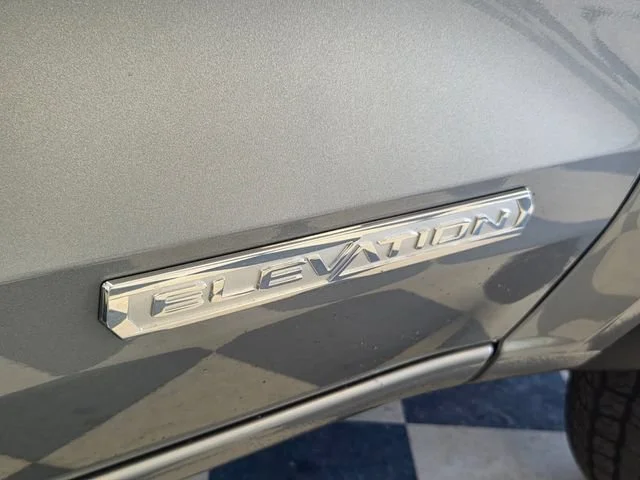 New 2026 Sterling Metallic GMC Elevation image 17
