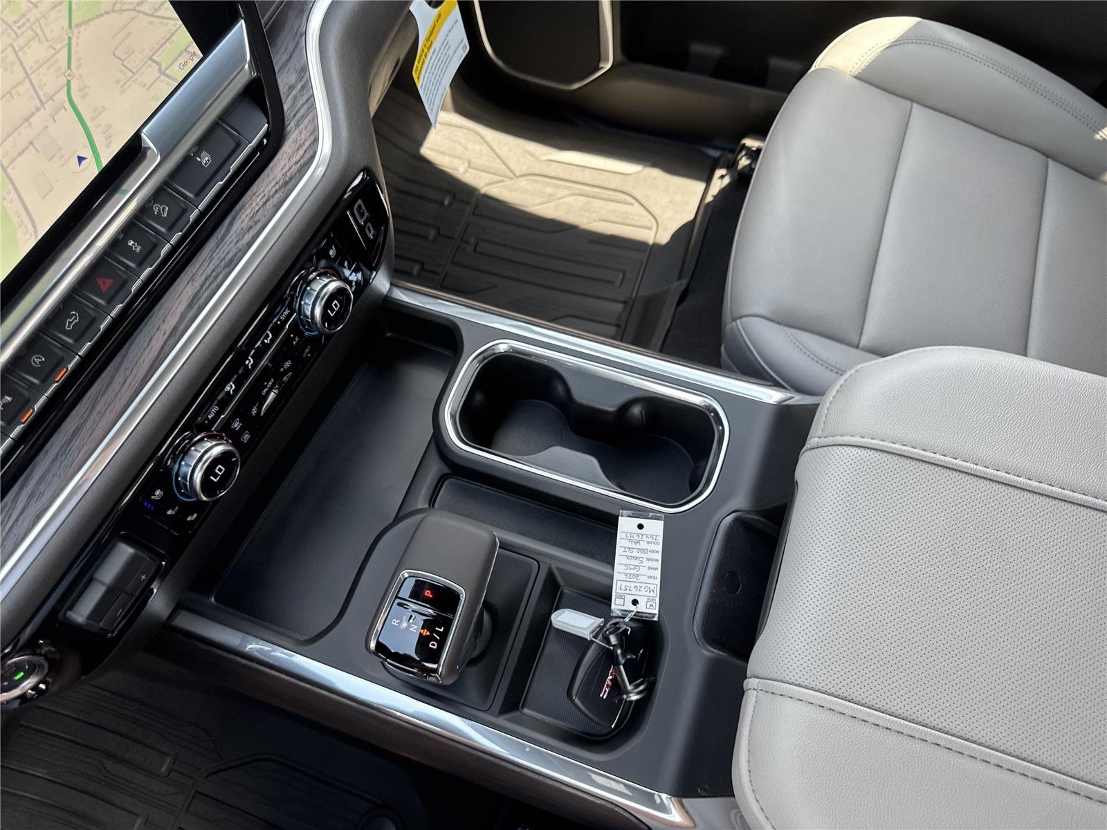 New 2026 Summit White GMC SLT image 28