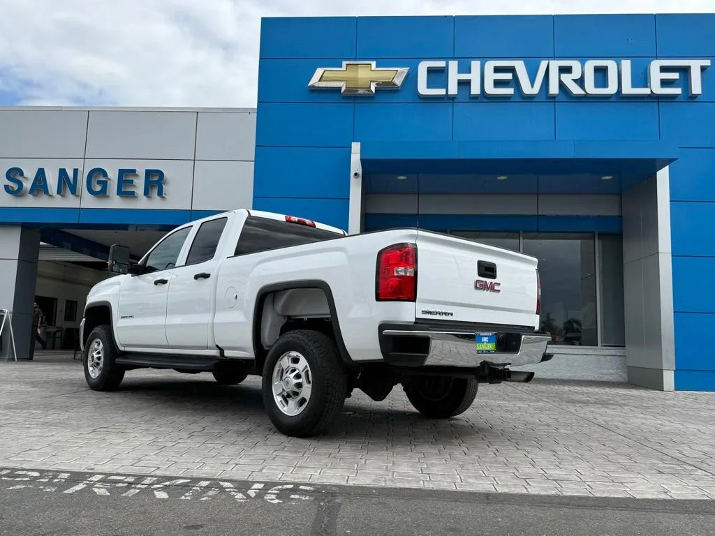 Used 2017 SUMMIT WHITE GMC DOUBL CAB 2WD 144 image 7