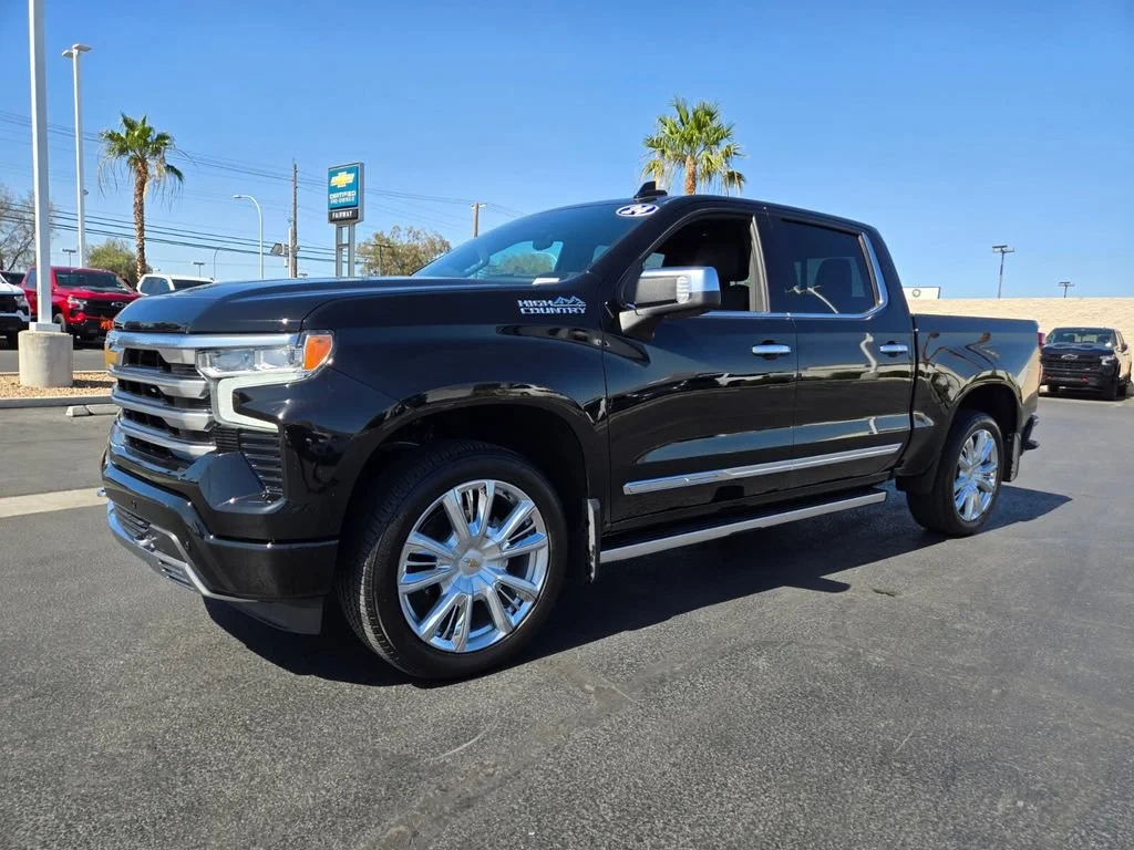 Used 2024 Black Chevrolet High Country image 2