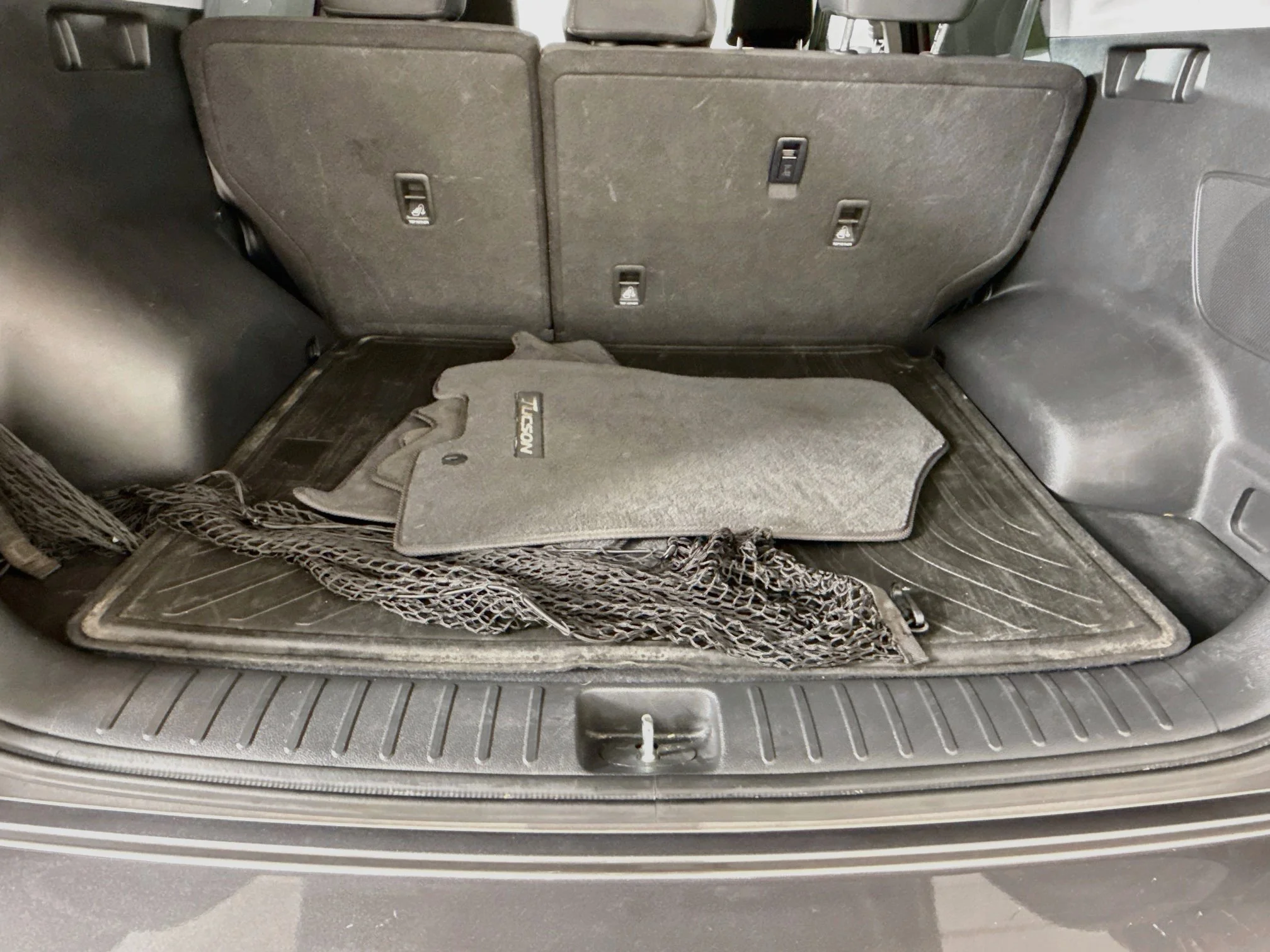 Used 2020  Hyundai Sport image 28