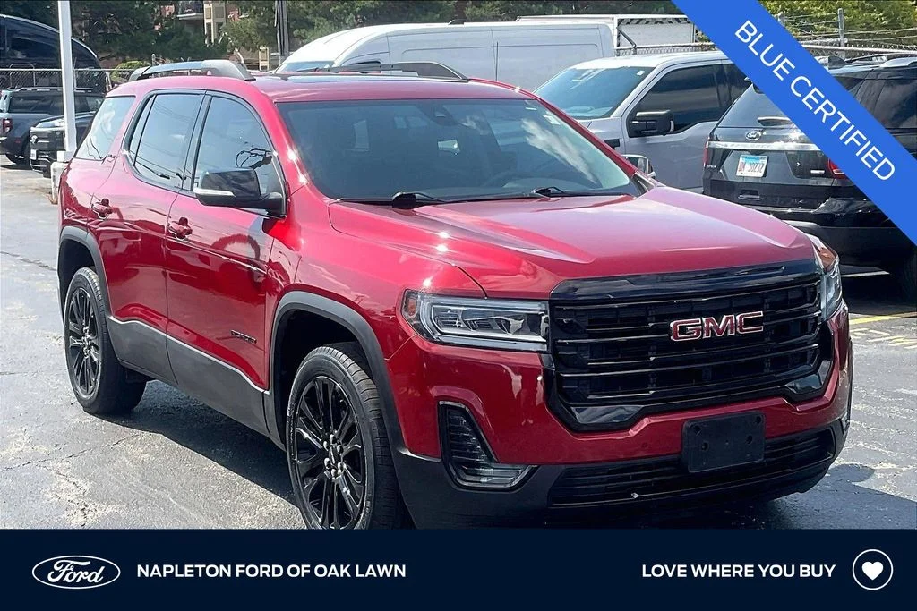 Used 2023 Red GMC SLE image 1