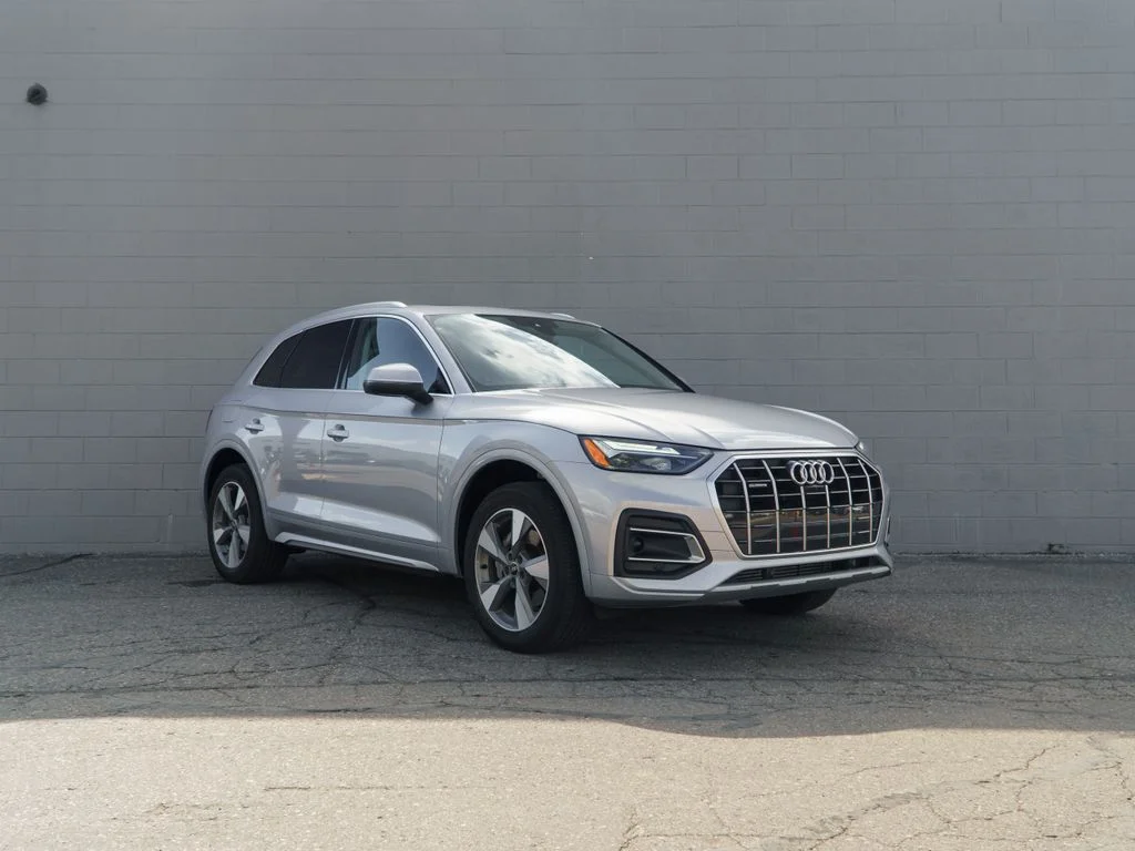 Used 2023 Silver Audi 40 Premium Plus image 9