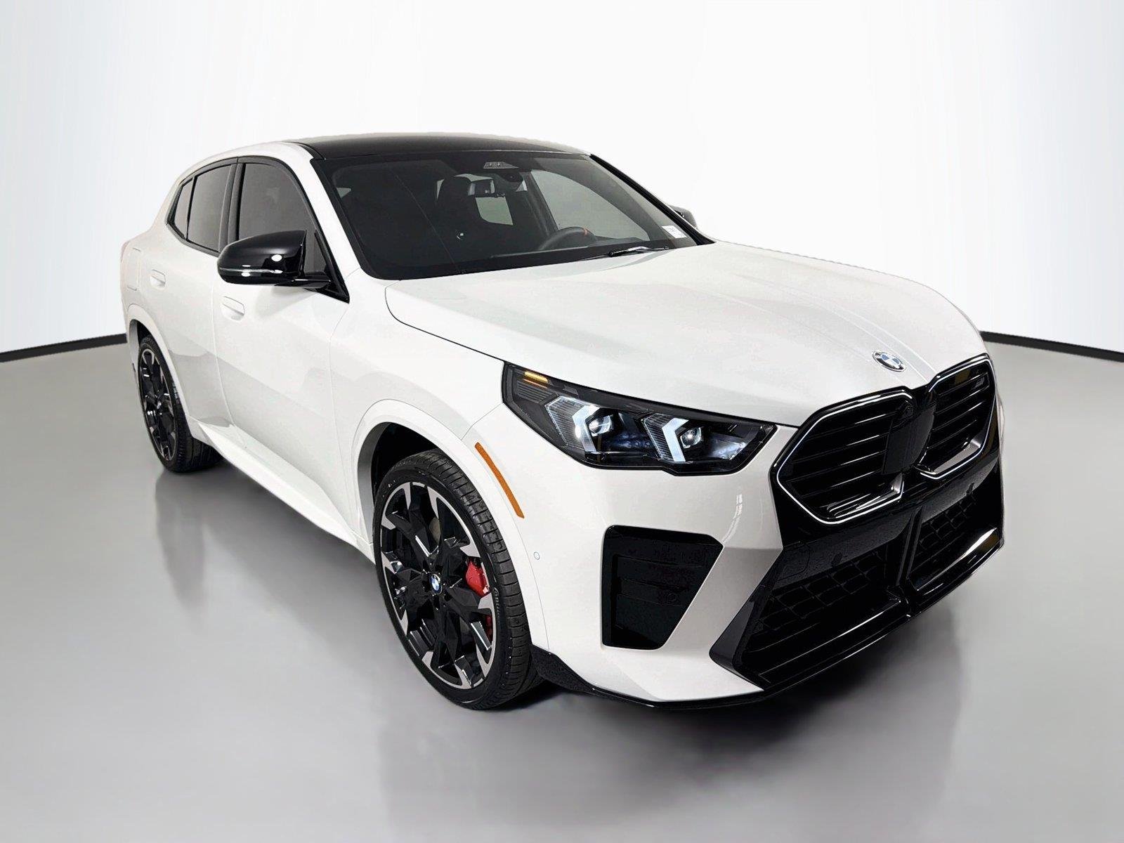 New 2027 Alpine White BMW M35i image 3