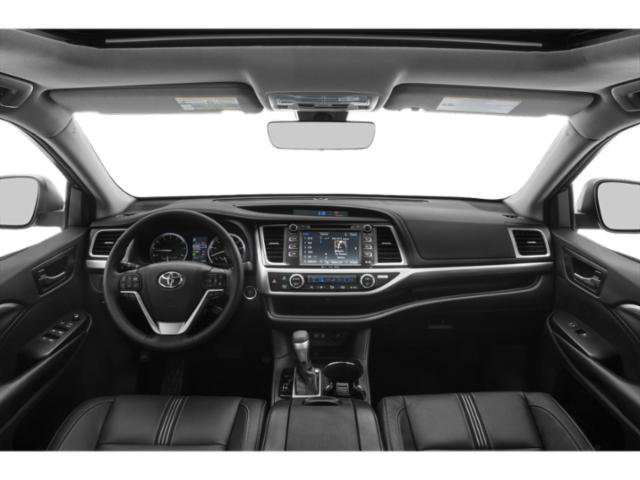 Used 2019 Predawn Gray Mica Toyota SE image 8