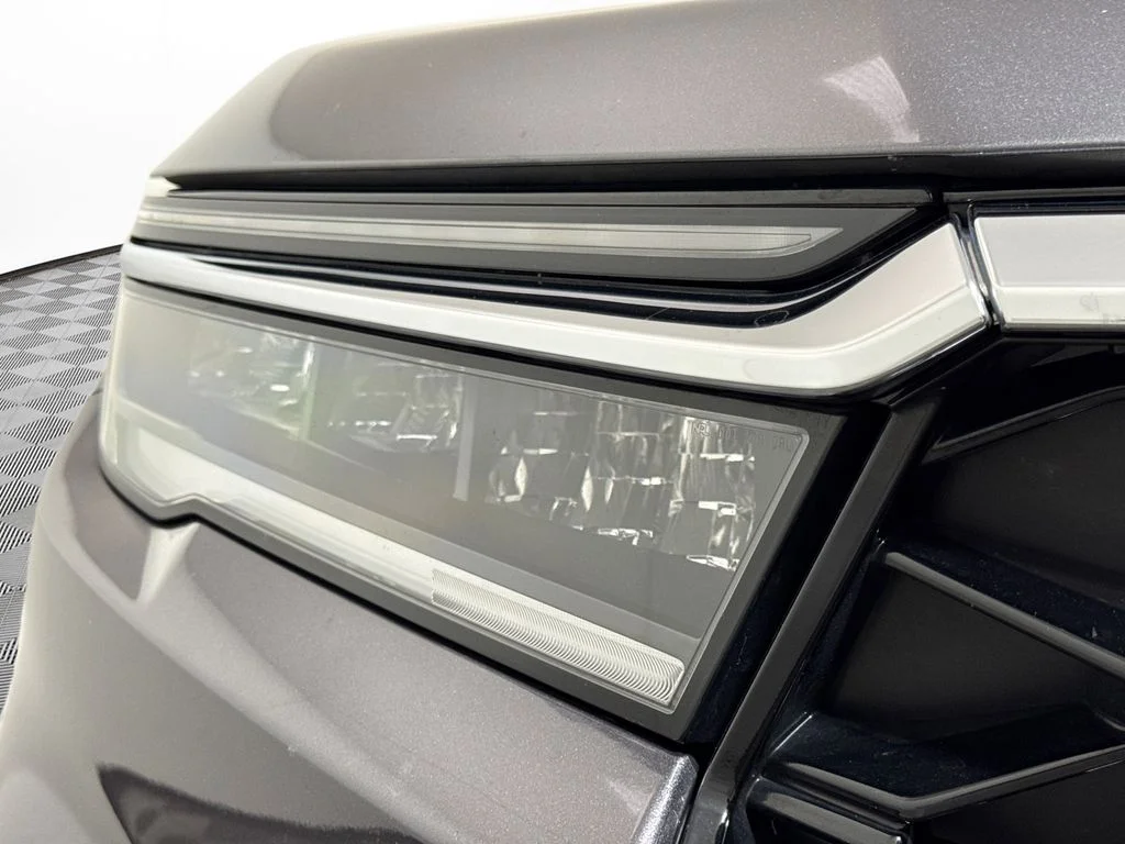 Used 2023 Gray Honda Touring image 11