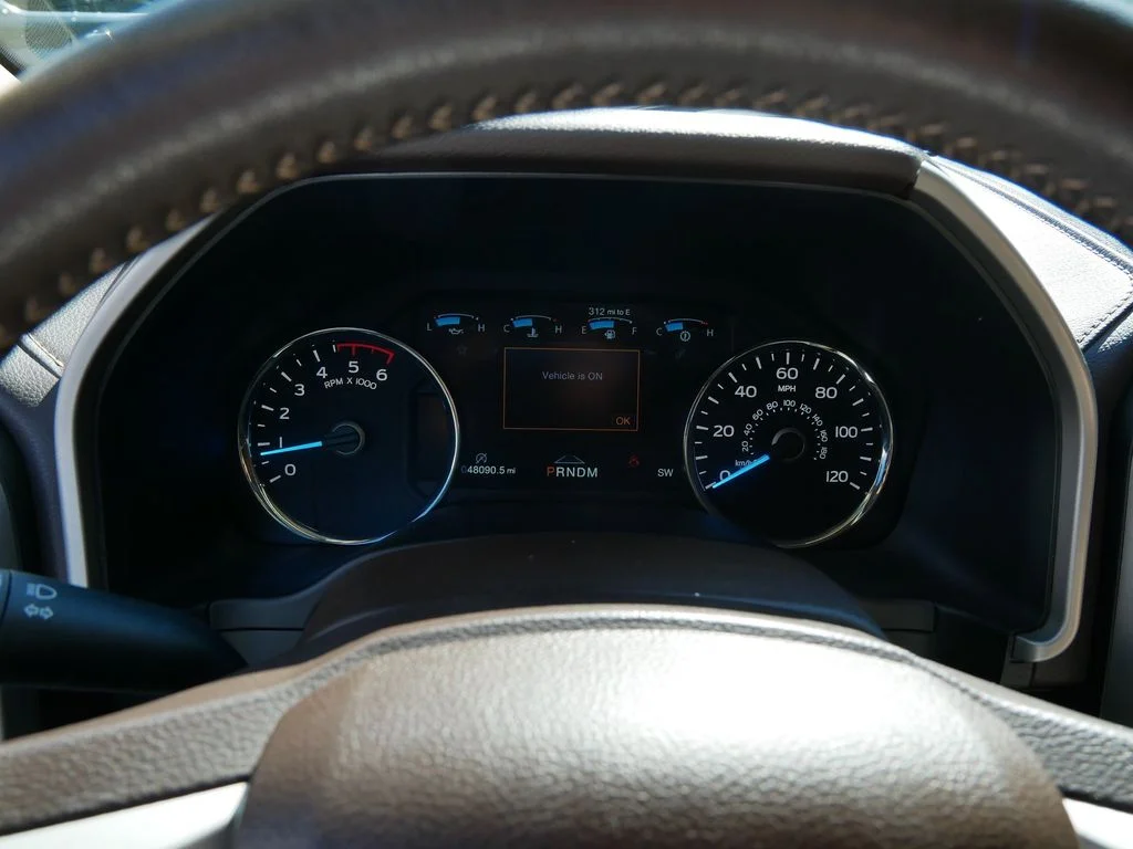 Used 2019 Silver Ford Lariat image 26