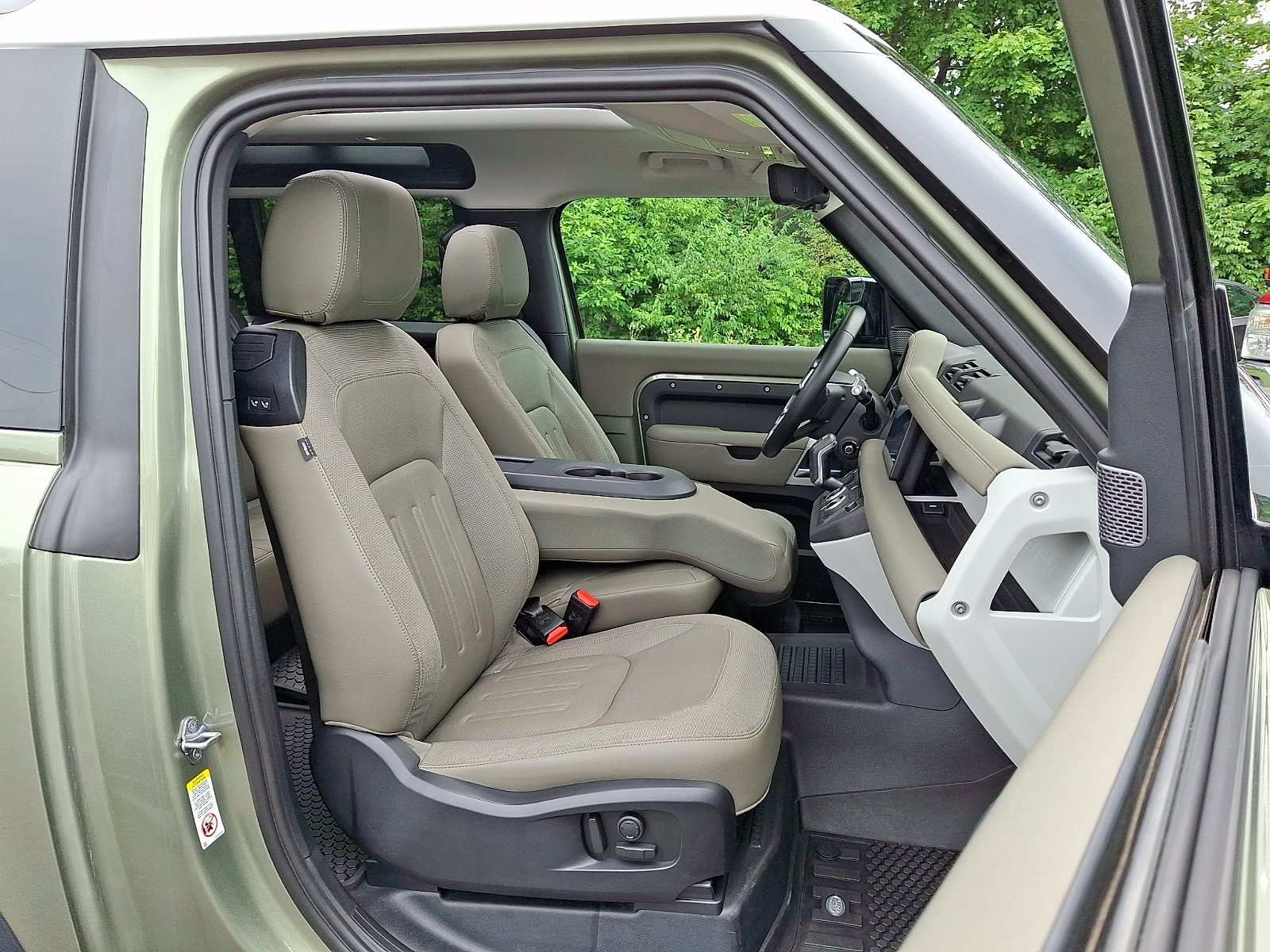 Used 2021 Pangea Green Metallic - 1DJ Land Rover 90 First Edition image 3