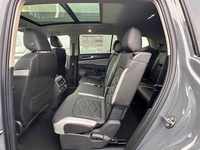New 2026 Pure Gray Volkswagen 2.0T Peak Edition image 28