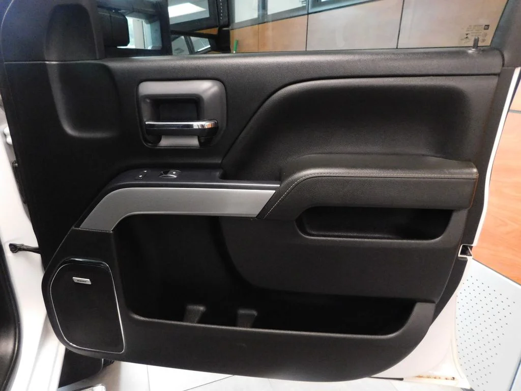 Used 2017 Summit White Chevrolet LTZ image 35