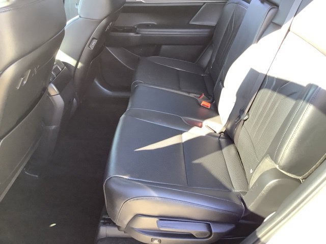 Certified Used 2025 Shimmering Silver Hyundai SEL image 10