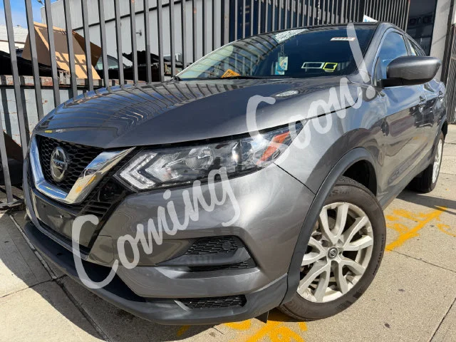 Used 2022 Gun Metallic Nissan S image 1