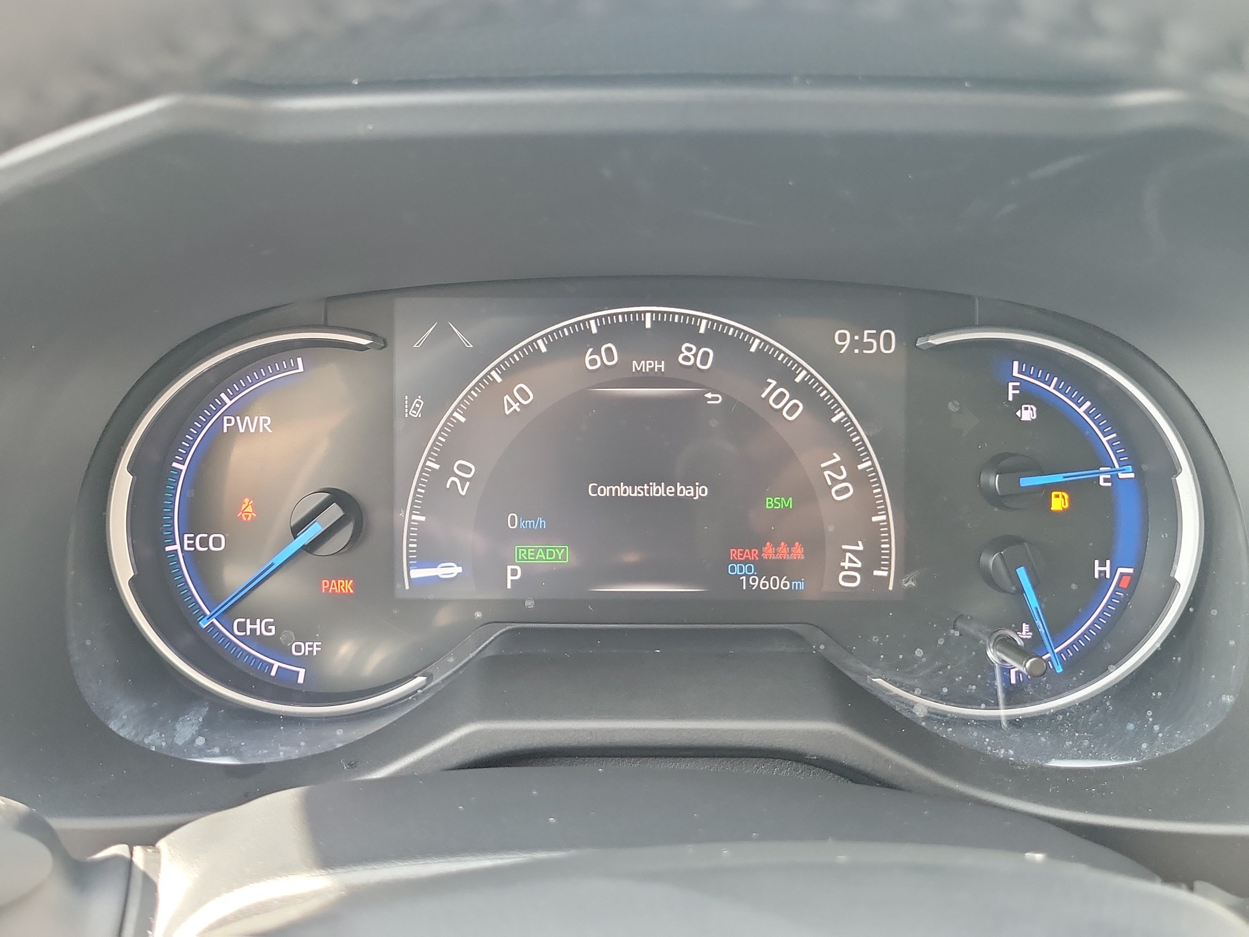 Used 2024 Ice Toyota Hybrid XLE image 31