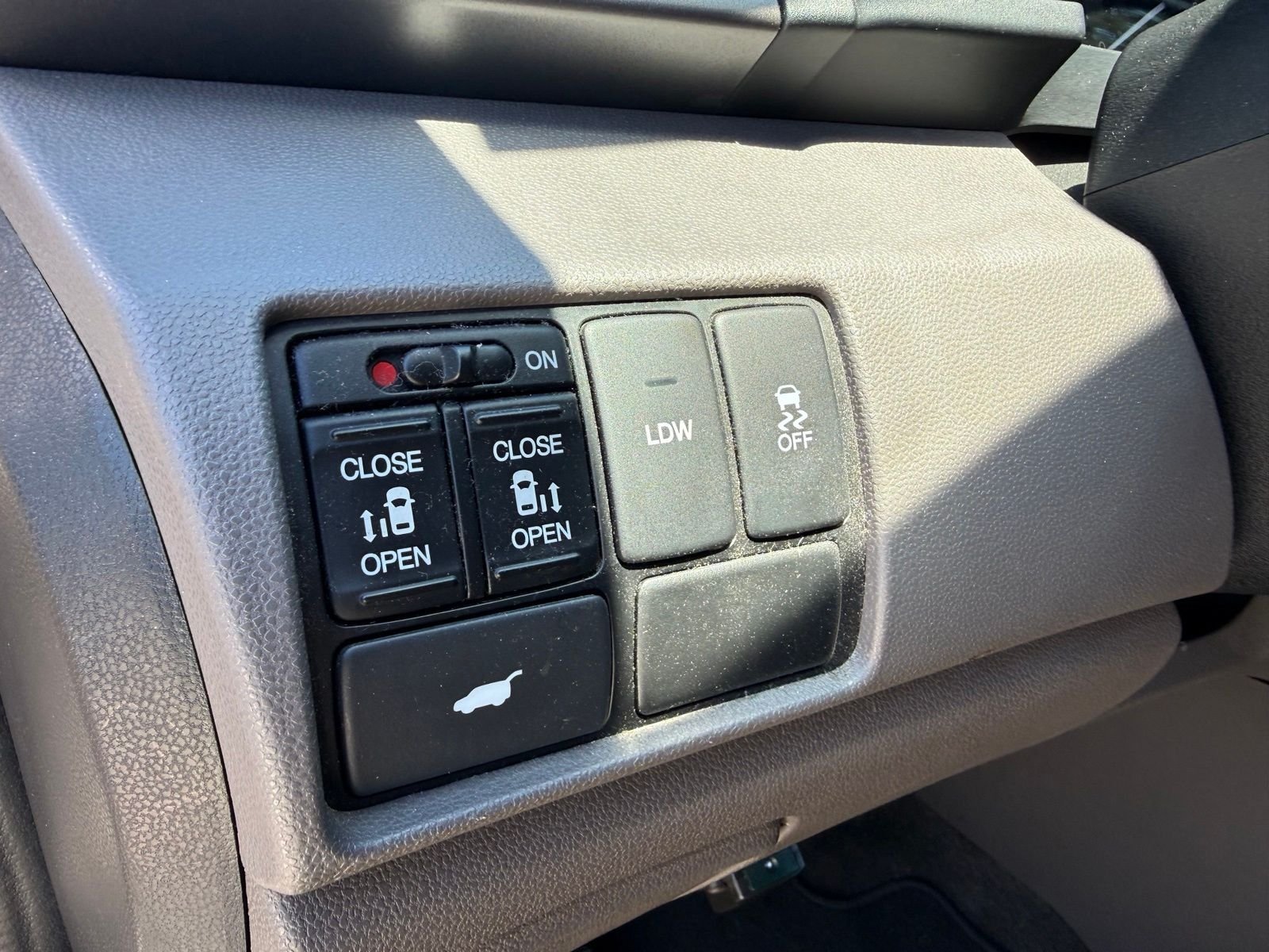 Used 2015  Honda EX-L image 27