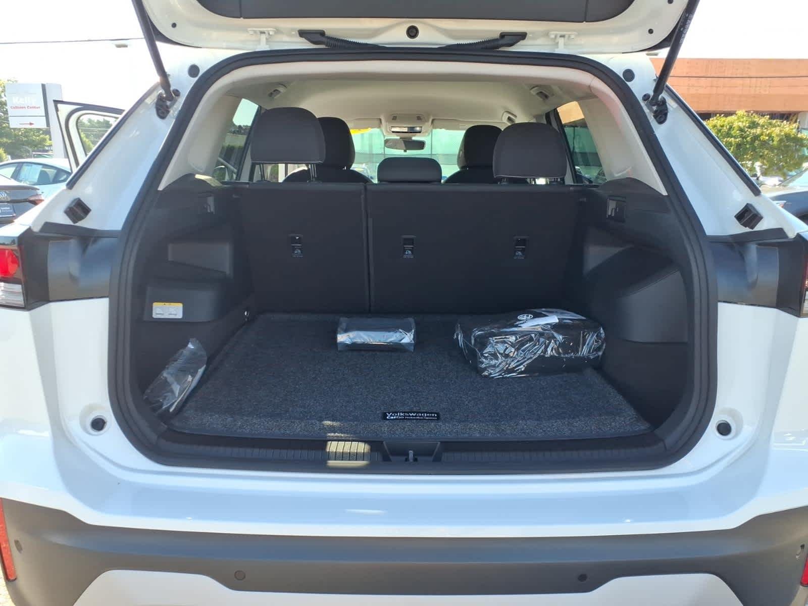Certified Used 2025 Pure White Volkswagen S image 16