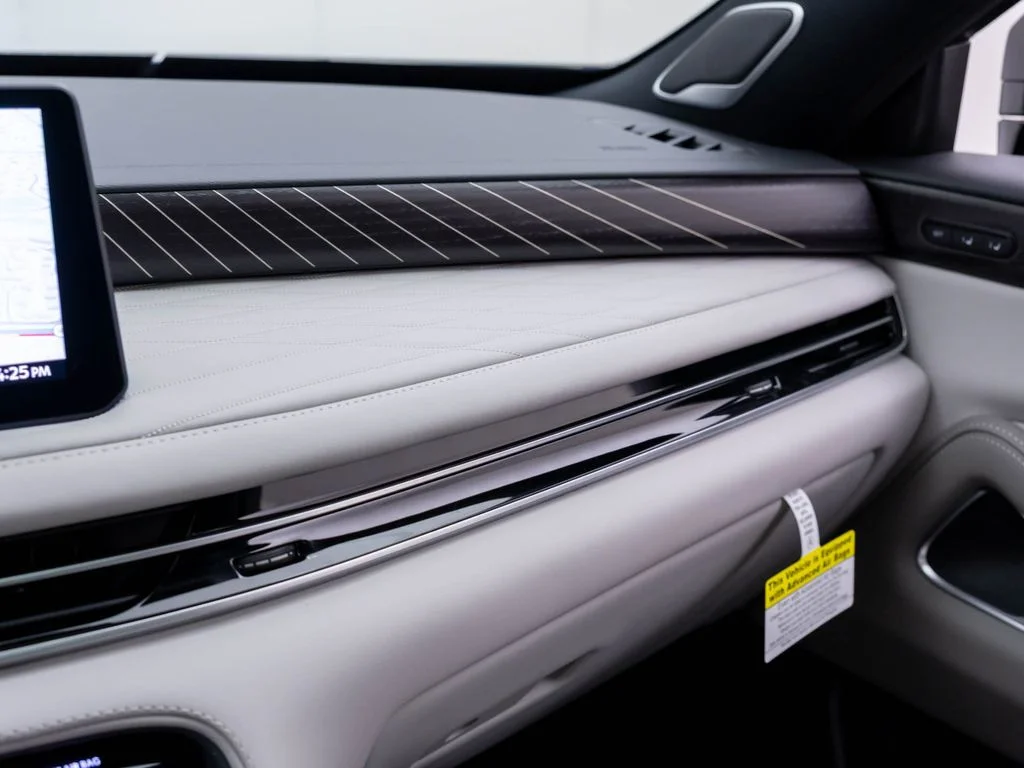 New 2027 GRAND BLUE INFINITI Autograph AWD image 30