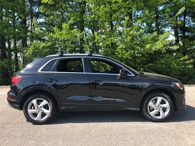 Used 2020 Black Metallic Audi Premium image 4
