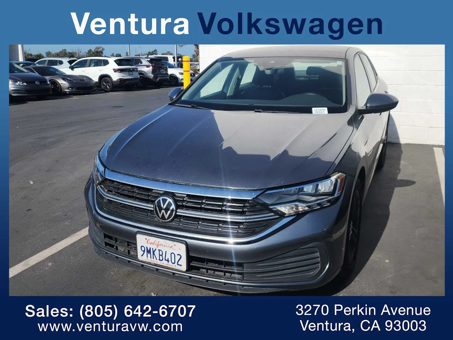 Certified Used 2024 Platinum Gray Metallic Volkswagen SE image 1