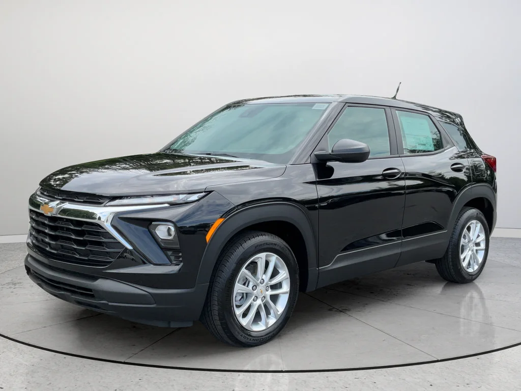 2026 Chevrolet Trailblazer LS - Photo 3
