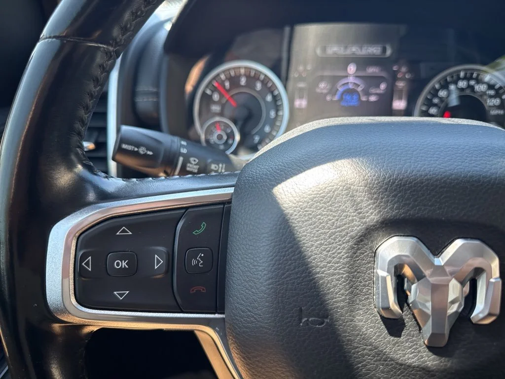 Used 2021 Silver Ram Laramie image 17