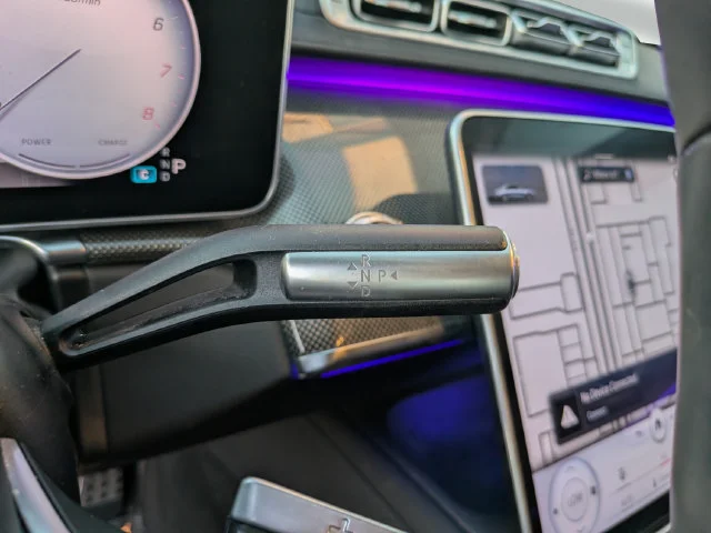Used 2022 Black Mercedes-Benz S 500 image 32