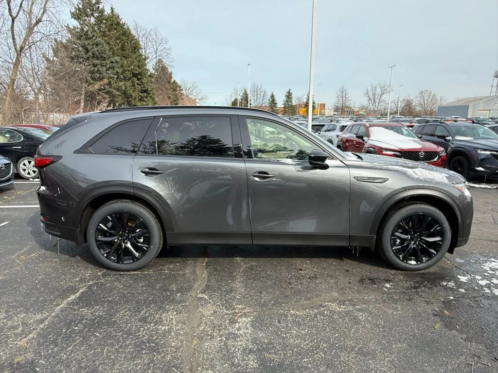 2026 Mazda CX-90 Premium Package - Photo 6
