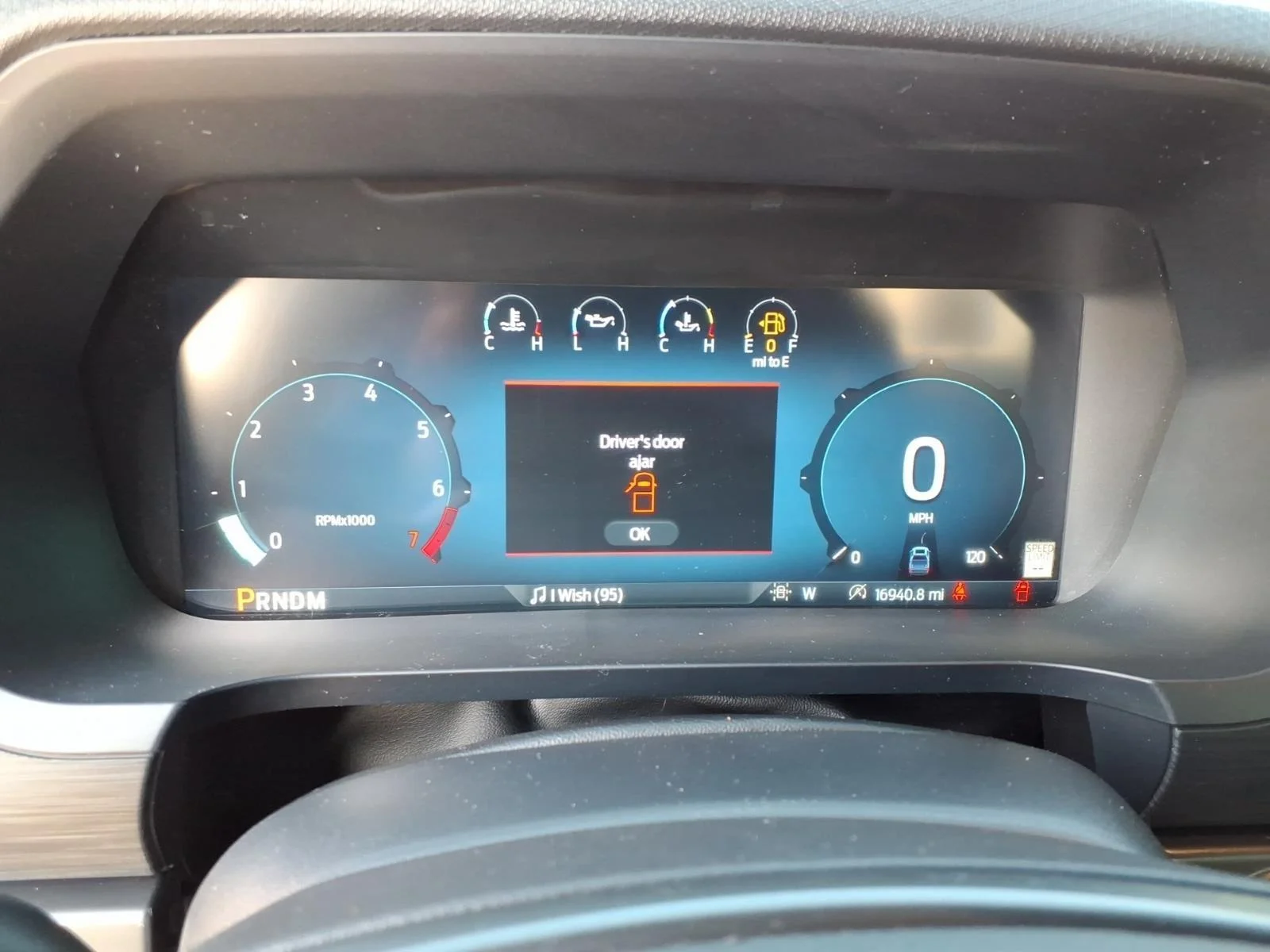 Used 2024 Carbonized Gray Metallic Ford XLT image 25