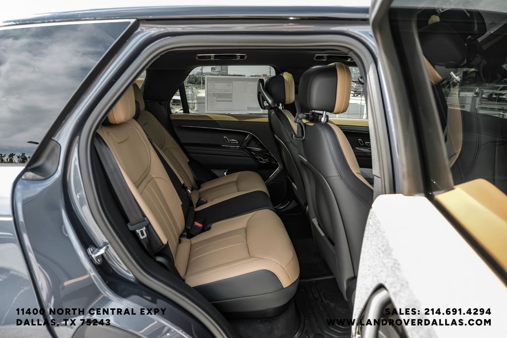 New 2026 Varesine Blue Metallic Land Rover Dynamic SE image 31