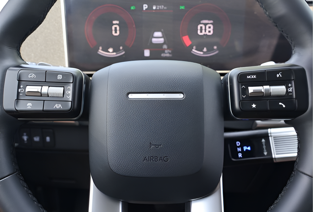 2026 Hyundai Santa Fe SE - Photo 18