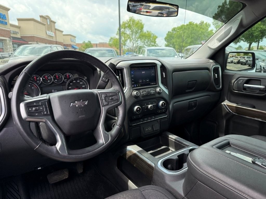 Used 2022 Red Chevrolet LT Trail Boss image 20