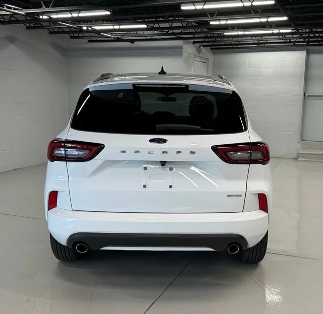 Used 2023 White Ford ST-Line image 4