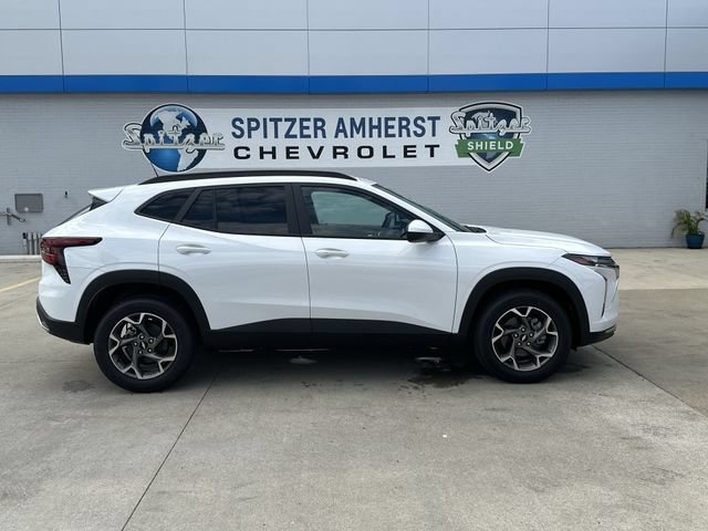 2026 Chevrolet Trax LT - Photo 10