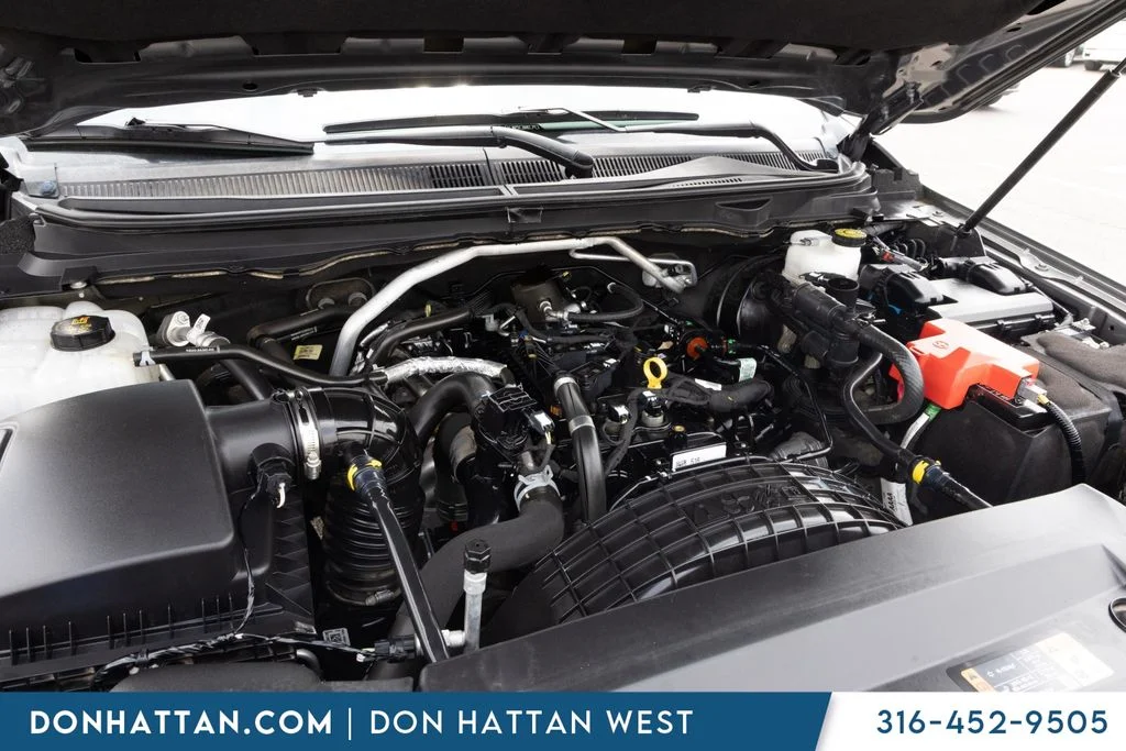Used 2021 Gray Ford Lariat image 31