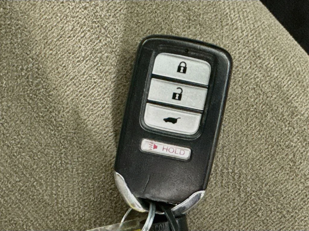 Certified Used 2019 Red Honda LX image 38