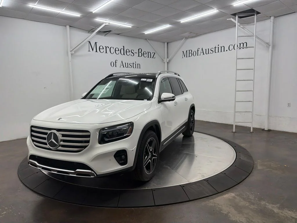 New 2026 White Mercedes-Benz GLB 250 image 3
