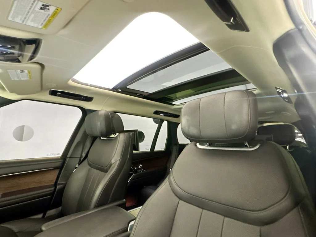 Used 2024 Gold Land Rover Autobiography image 22